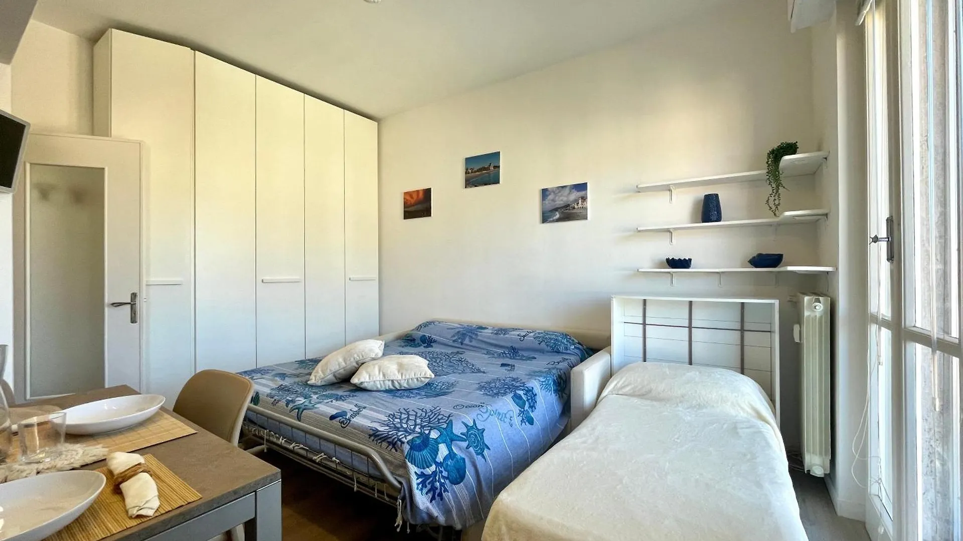 150Mt Dal Mare Monolocale In Centro Con Vista Aperta, Wi-Fi E A/C Apartment Loano